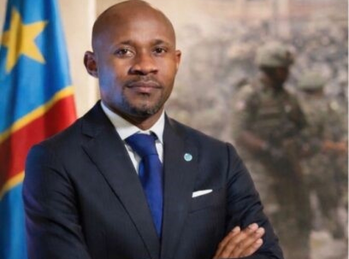 RDC : “Patrick Muyaya la parole qui fait la guerre aux ennemis”